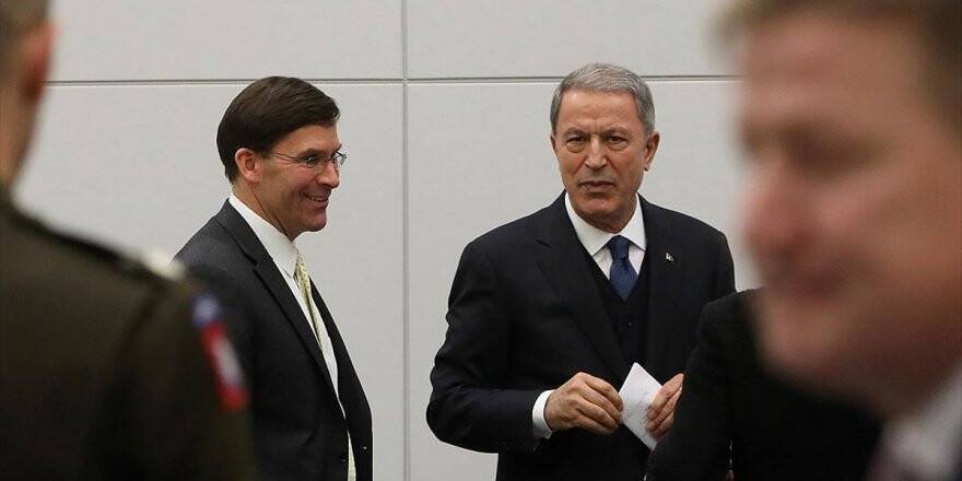 Milli Savunma Bakanı Akar Nato Karargahı'nda Abd'li Mevkidaşı Esper İle Görüştü