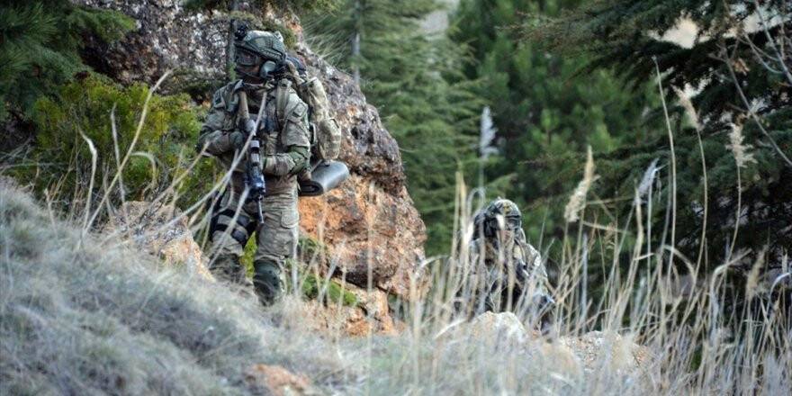 Msb: Pkk/ypg'li 3 Terörist Daha Teslim Oldu