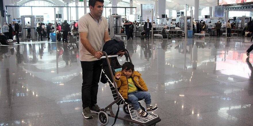 İstanbul Havalimanı'nda Ücretsiz Bebek Arabası Uygulaması Başlatıldı