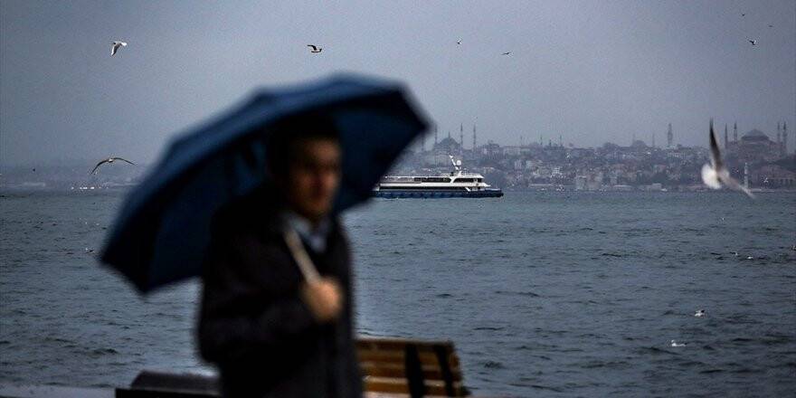İstanbul'da Hafta Sonu Yağmurlu Hava Bekleniyor
