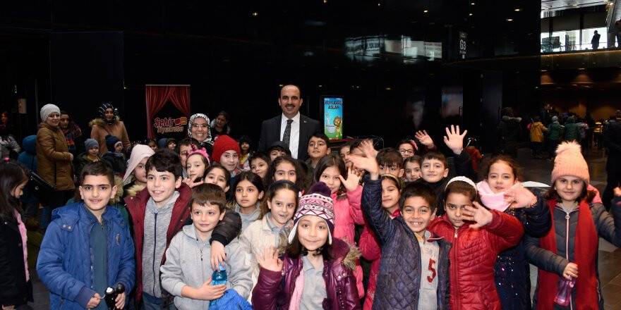 Şehir Tiyatrosu'nda 'kuyudaki aslan'