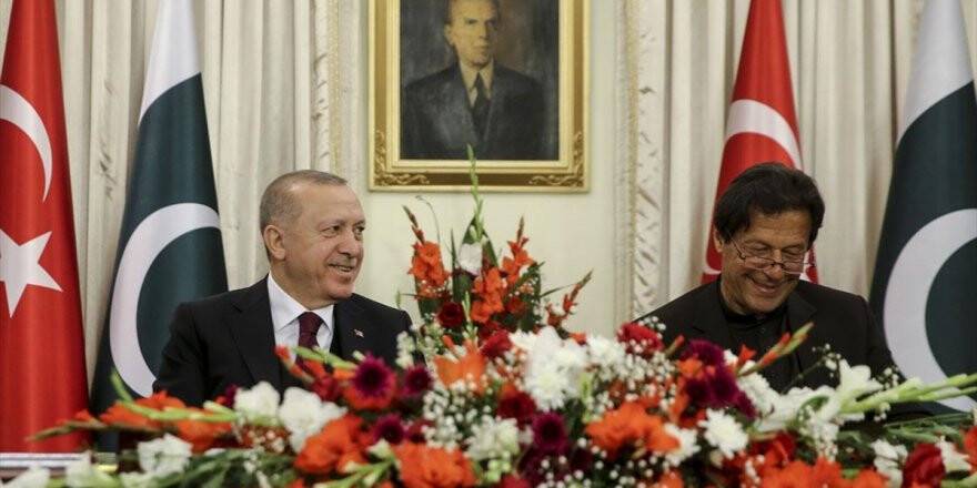 Erdoğan'ın Pakistan Ziyareti Ülke Basınında Geniş Yer Buldu