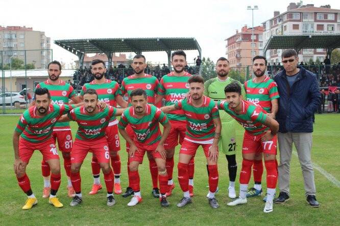 Gölyazıspor adım adım  şampiyonluğa yürüyor