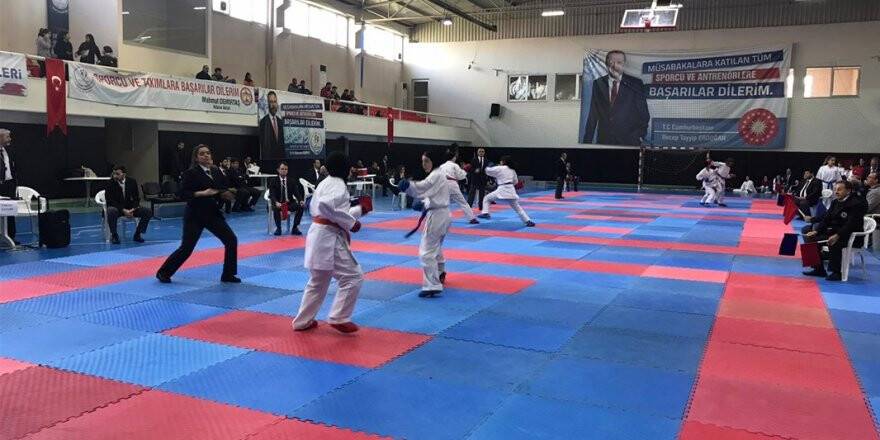 KONYALI KARATECİLERDEN 21 MADALYA