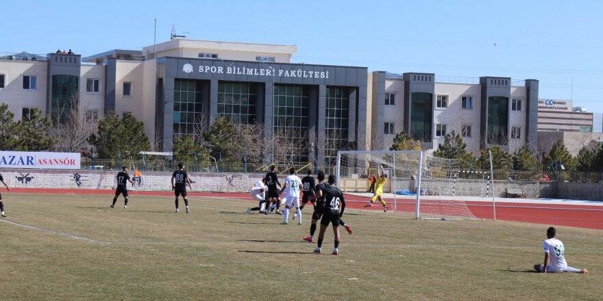 GOL YAĞMURUNDA KAZANAN YOK! 3-3