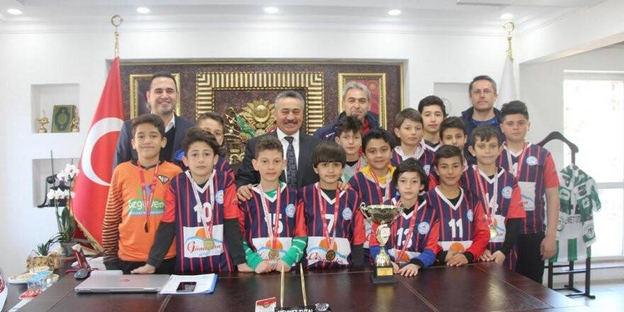 Şampiyon Judoculardan TUTAL'A ZİYARET