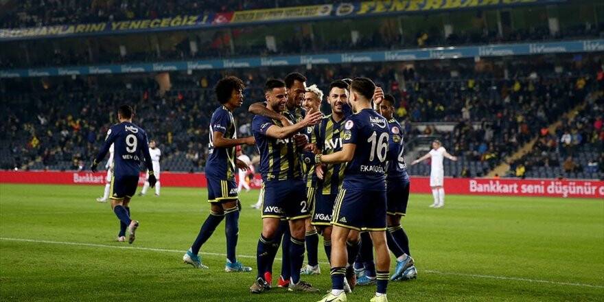 Fenerbahçe Derbide Seyirci Avantajına Güveniyor