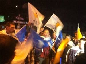 Kosova'da AK Parti'nin Zaferini Kutladılar