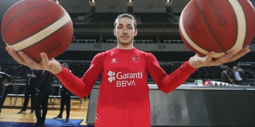A Milli Basketbol Takımı'nda Şehmus Hazer Aday Kadrodan Çıkarıldı