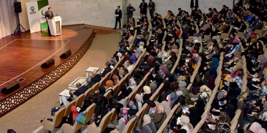 Karatay'da "Sağlıklı İletişim Mutlu Aile Okulu" Seminerleri Başladı