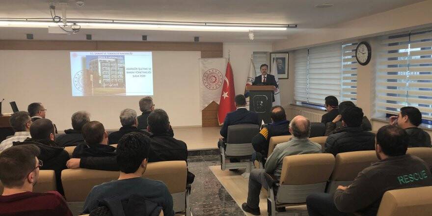 Konya Sanayi ve Teknoloji İl Müdürlüğü Asansörcüler ile Toplandı