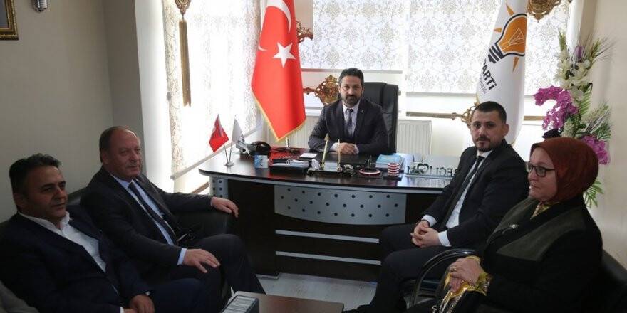 Başkan Oprukçu'dan AK Parti İlçe Başkanlığına ziyaret