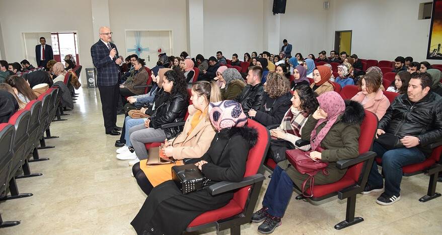 Yeni öğretmenlere ‘ezberleri bozun’ tavsiyesi