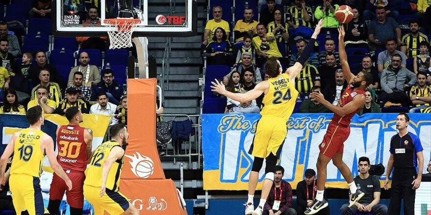 Galatasaray Potada Fenerbahçe Deplasmanında 9 Yıl Sonra Kazandı