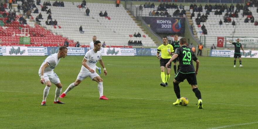 Konyaspor: 0 - Kasımpaşa: 0 (İlk yarı)
