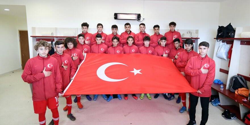 U16 MİLLİLER FRANSA’YI YENDİ