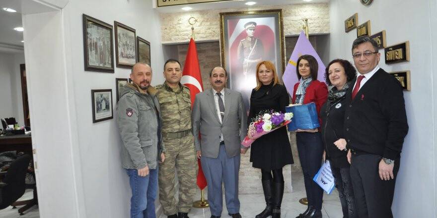 Türkiye Mehmetçik İçin Tek Yürek Oldu