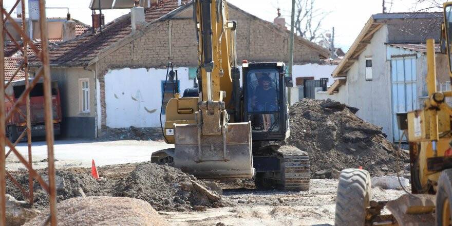 Meram Belediyesi yeni asfalt sezonuna hızlı başladı