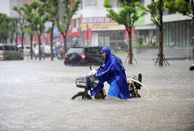 Çin'de şiddetli yağışlar can aldı