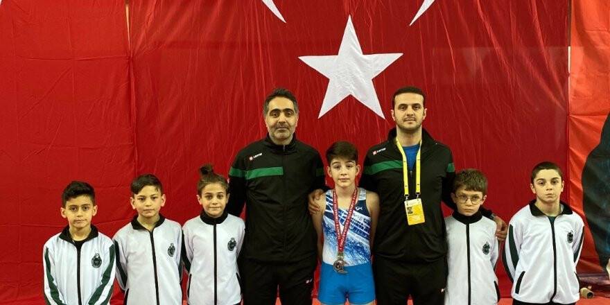 Karatay Belediyespor, jimnastikteki iddiasını da gösterdi