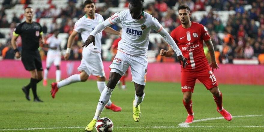Kupada Avantaj Aytemiz Alanyaspor'un