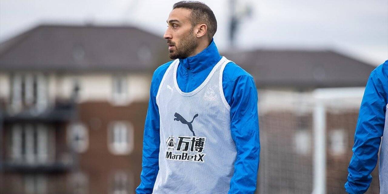 Cenk Tosun Everton'a Döndü