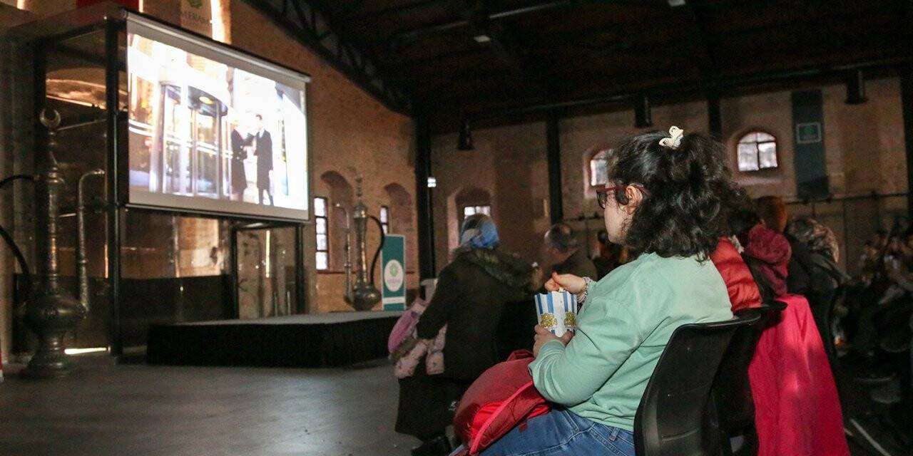 Meram Belediyesi özel çocuklara sinema sevinci yaşattı