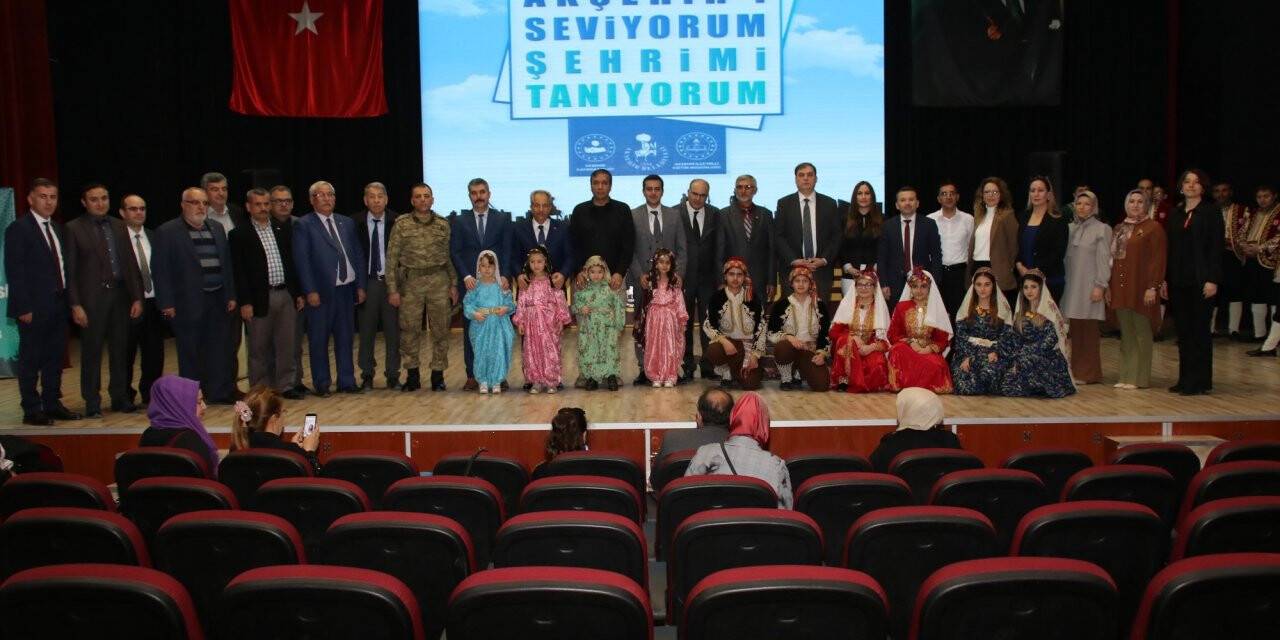 Akşehir'i Seviyorum Şehrimi Tanıyorum Projesi Başladı