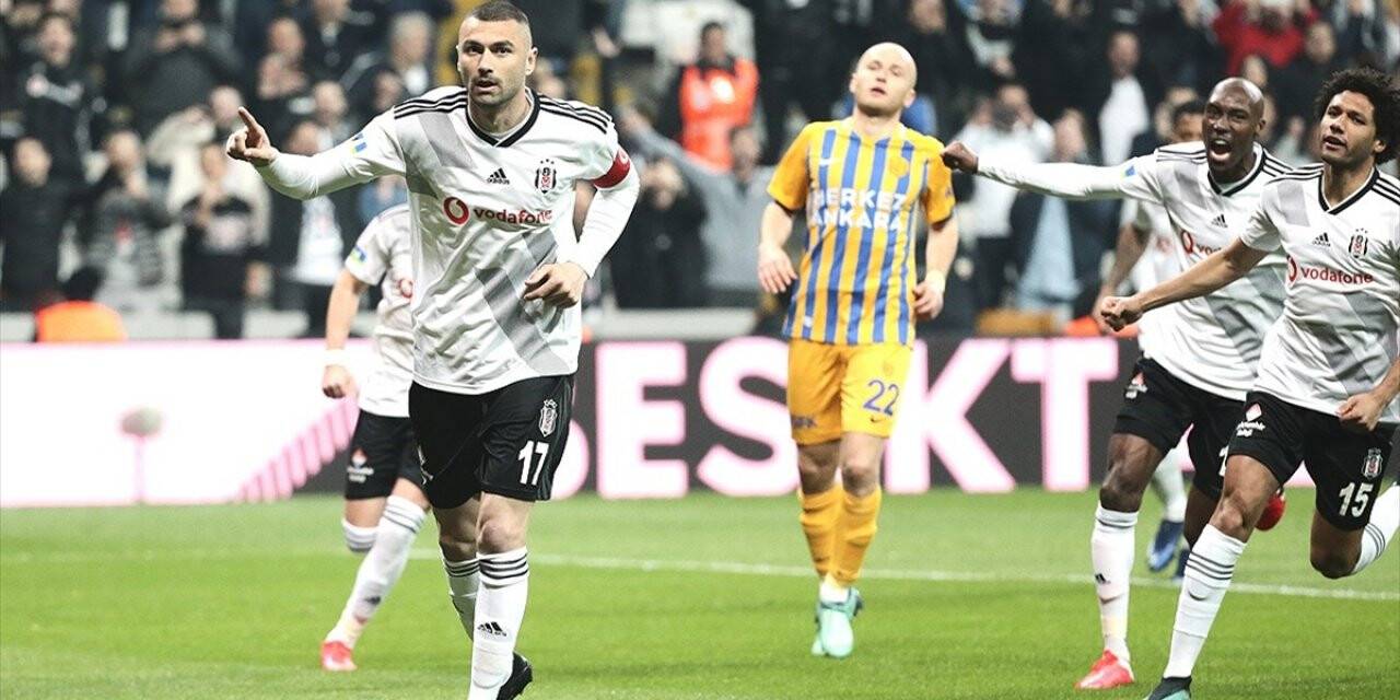 Beşiktaş 3 Puanı 2 Golle Aldı