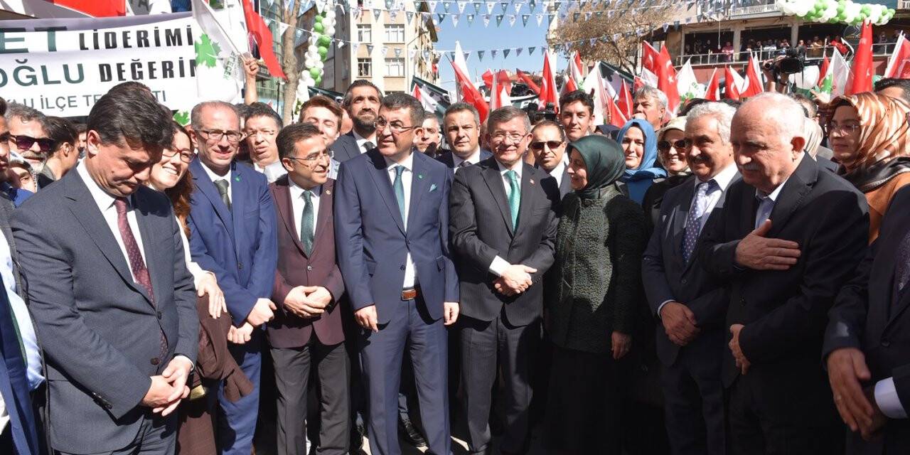 Gelecek Parti İl başkanlığı açıldı