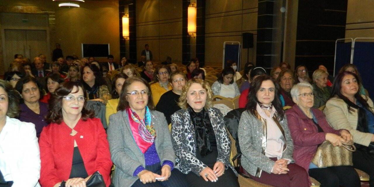 CHP Kadın Kollarında  Tunç güven tazeledi