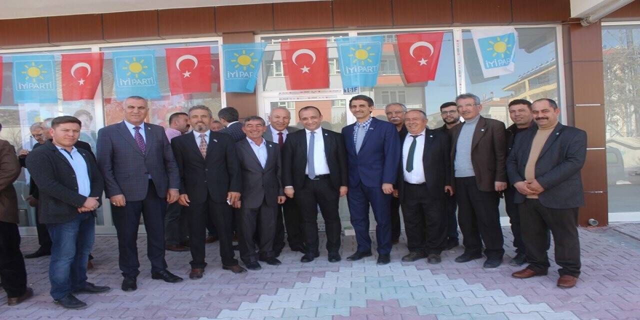İyi Parti Karapınar İlçe Kongresi Yapıldı