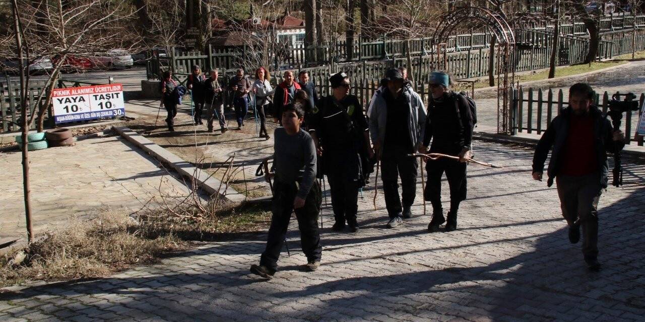 Gezen Tilki Yürüyüş Grubu Akşehir’i ziyaret etti