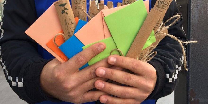 GÖNÜLLÜ GENÇLER KADINLAR GÜNÜNÜ KUTLADI