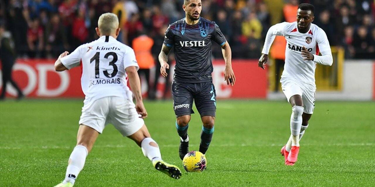 Gaziantep Fk Evinde Taraftarının Yüzünü Güldürüyor