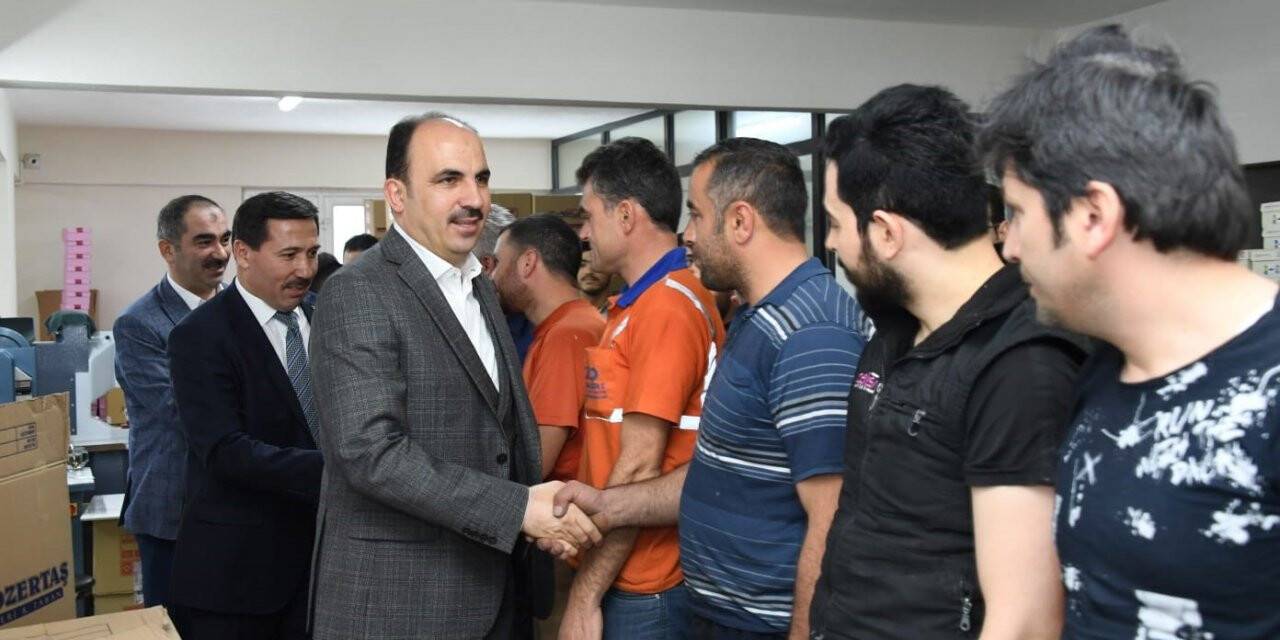 Başkan Altay Aykent esnafını ziyaret etti