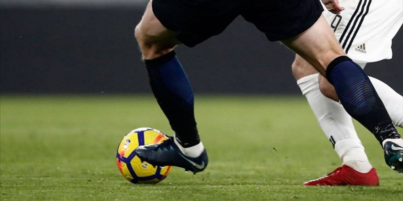 Manchester City-arsenal Maçı Koronavirüs Nedeniyle Ertelendi