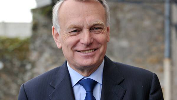 SEçimlerde darbe yedi, istifa etti