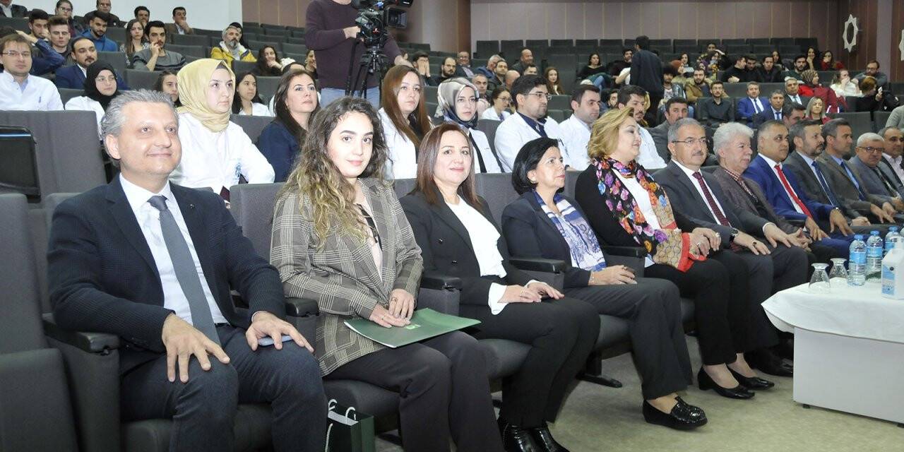 Korona savaş aracı olarak kullanılıyor