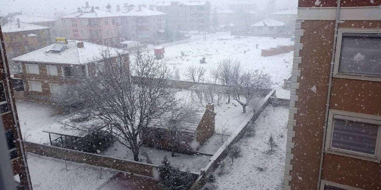 Kulu'da Kar Yağışı