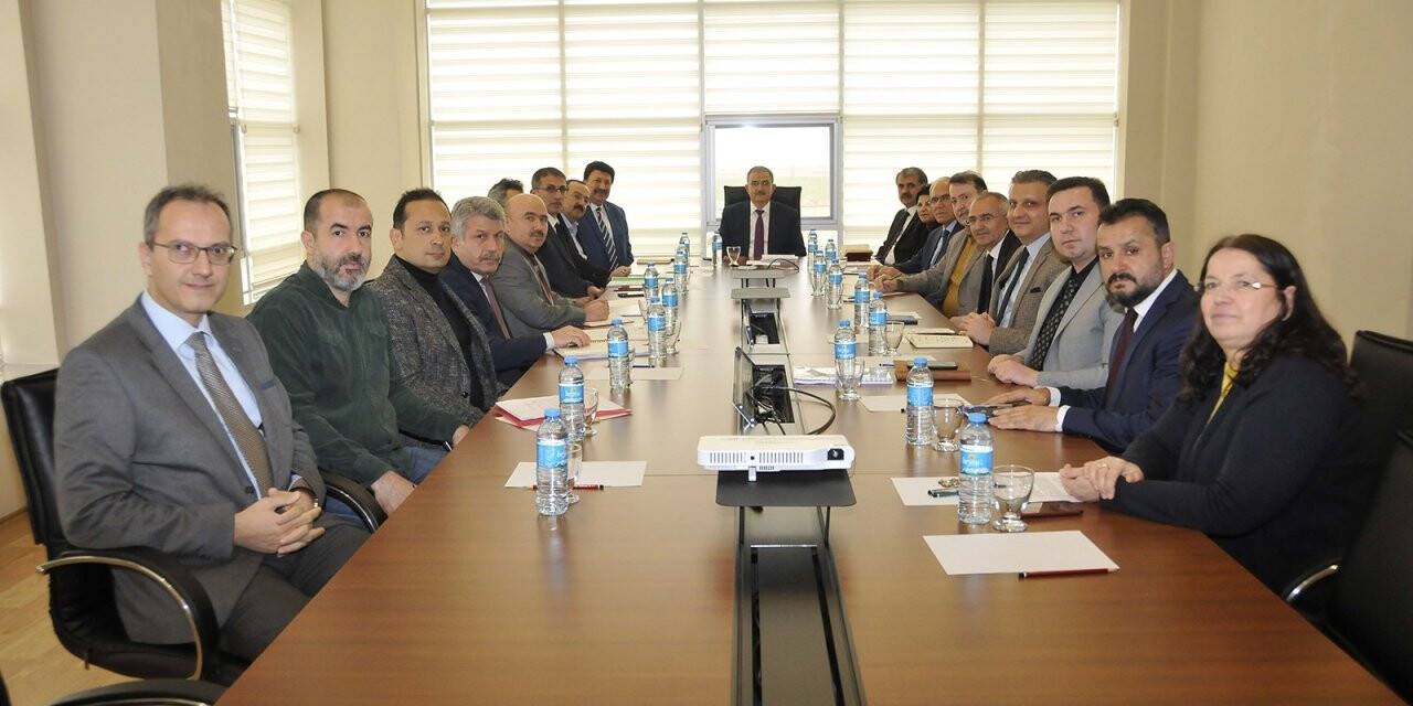 S.Ü'de kurul toplantısı yapıldı