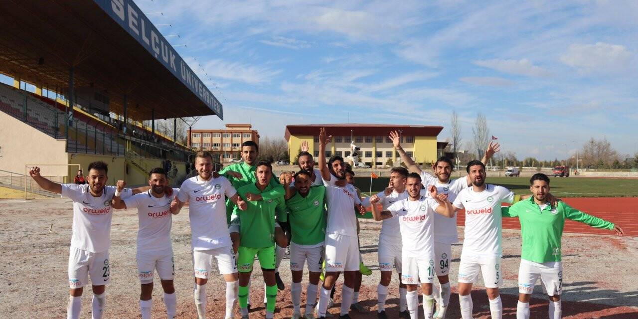 1922 Konyaspor çıkışını sürdürüyor