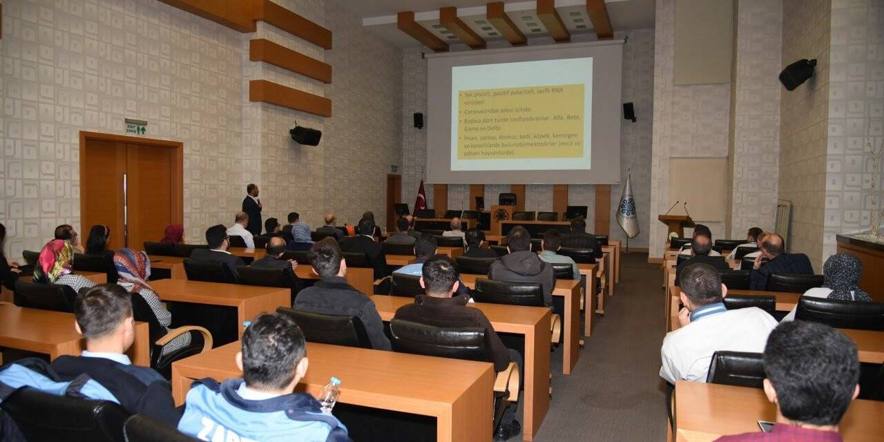 Selçuklu Belediyesi personeline koronavirüs eğitimi