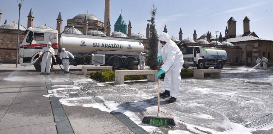 Karatay dezenfekte ediliyor