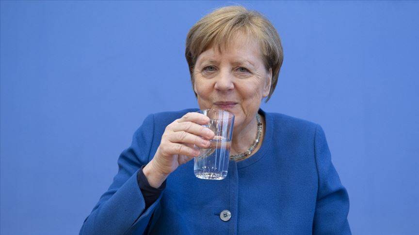 Angela Merkel'in Kovid-19 testi açıklandı