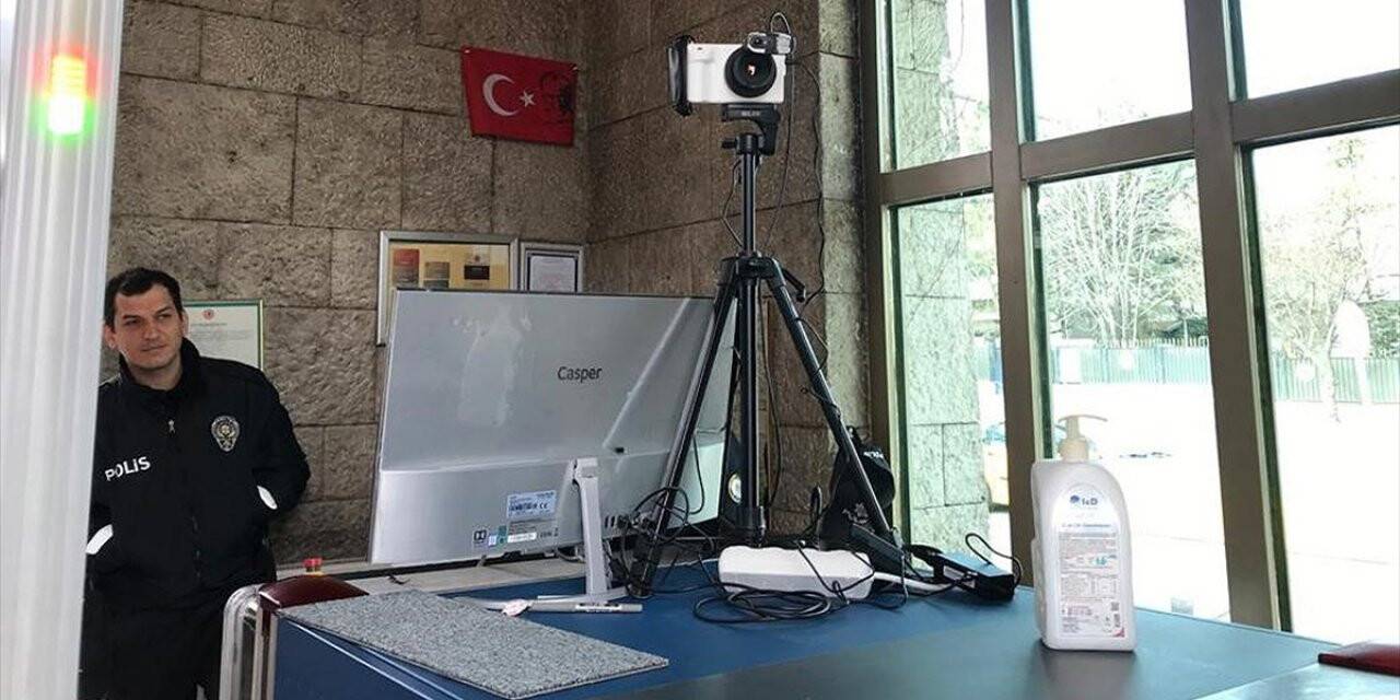 Tbmm'de Koronavirüse Karşı Termal Kamera Uygulamasına Başlandı