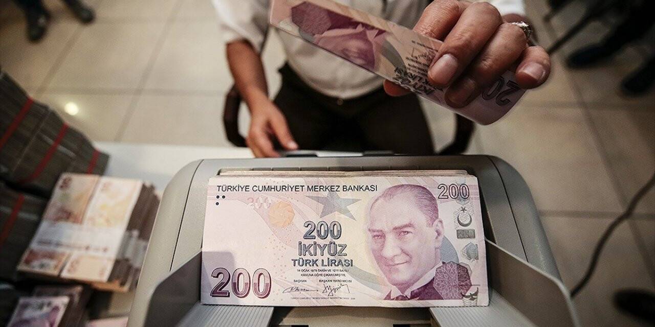 Üç Kamu Bankası 'işe Devam Kredi Desteği'ni Hayata Geçiriyor