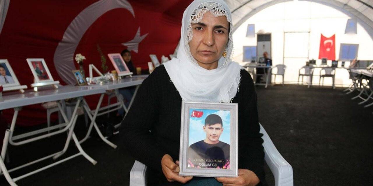 Diyarbakır Annesi Küçükdağ: Oğlum Burada Olmuş Olsaydı Şu An Askerdi