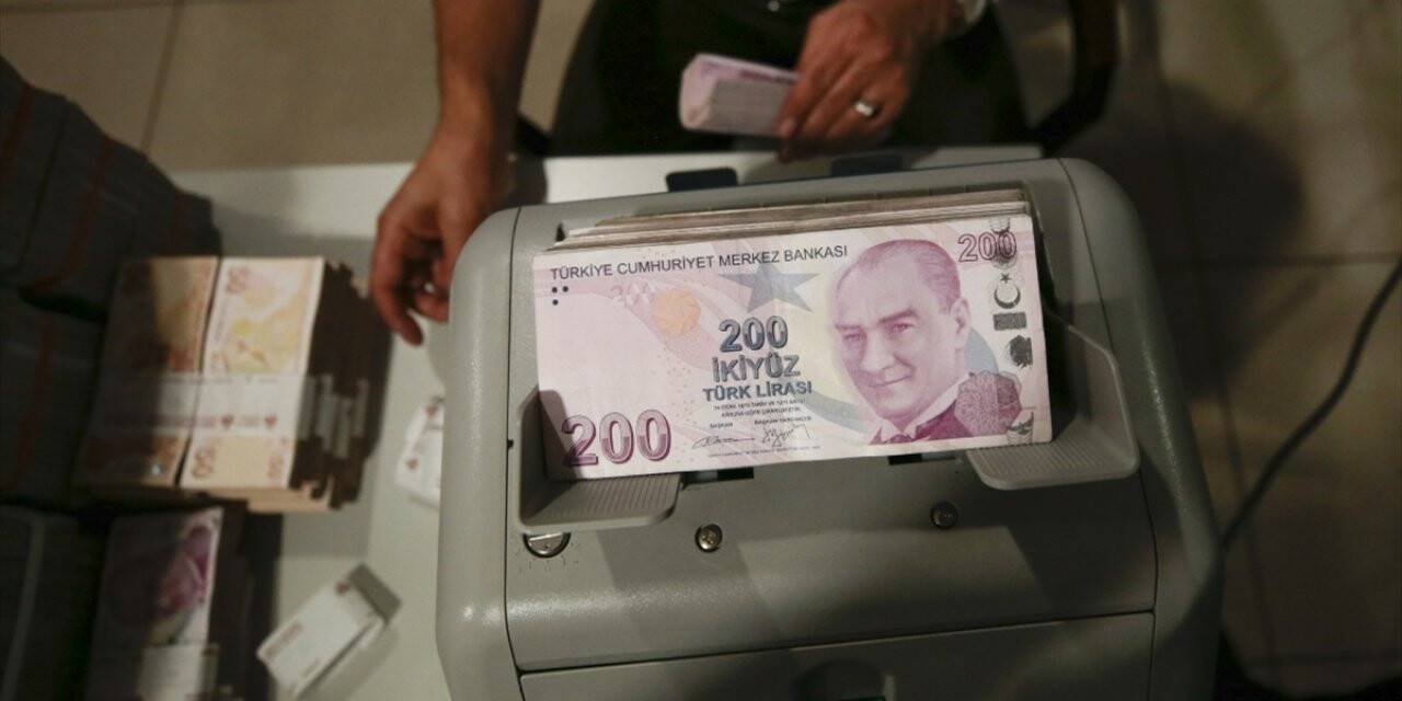 Bankalardan 'kredi Ve Kredi Kartı Ödemelerini Faizsiz Öteleme' Talebi
