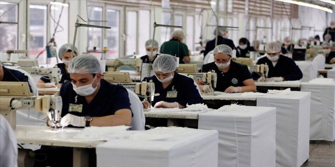 Bakanlığa bağlı fabrikalarda maske üretimi arttı